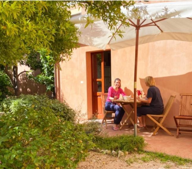 Oasi Ottocento Bed & Breakfast Quartu SantʼElena Eksteriør bilde