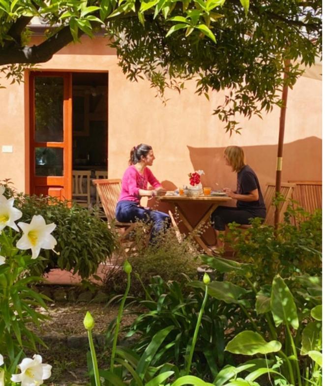 Oasi Ottocento Bed & Breakfast Quartu SantʼElena Eksteriør bilde