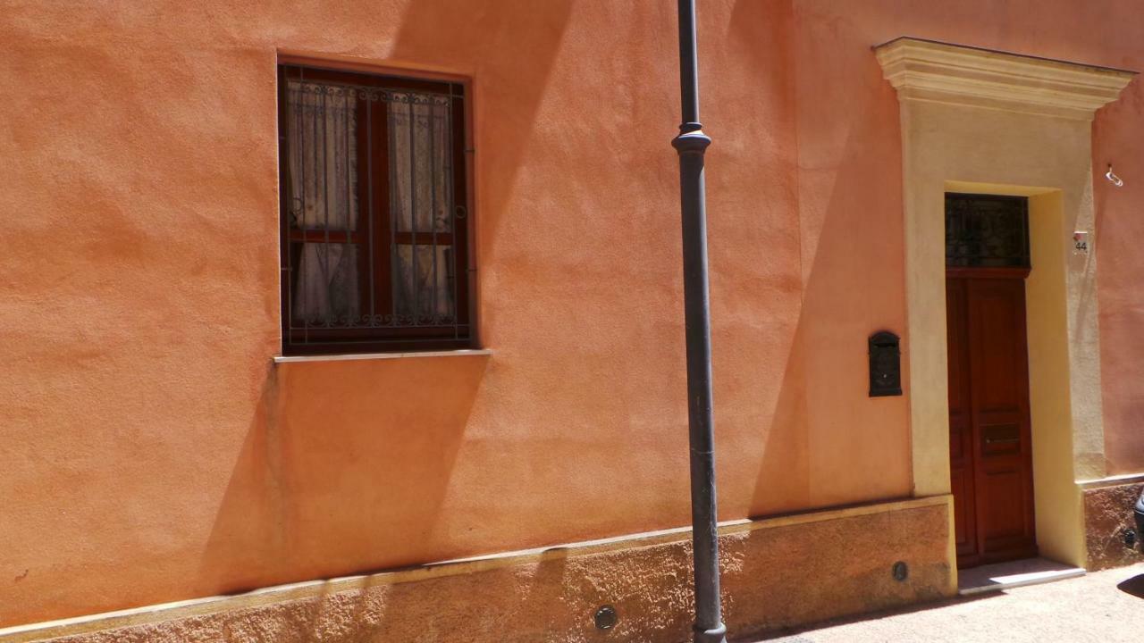 Oasi Ottocento Bed & Breakfast Quartu SantʼElena Eksteriør bilde