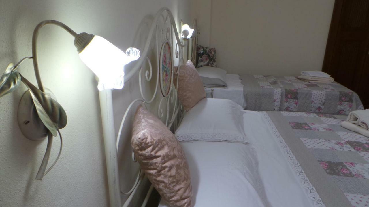 Oasi Ottocento Bed & Breakfast Quartu SantʼElena Eksteriør bilde